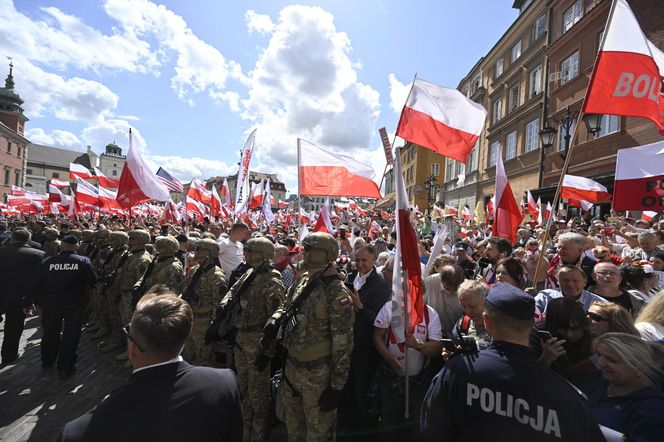  Karol Nawrocki przejmuje symboliczne zwierzchnictwo nad Orderem Orła Białego i Orderem Odrodzenia Polski
