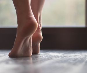 8 domowych sposobów na pękające pięty