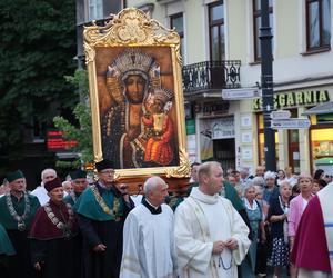 75 lat temu obraz Matki Boskiej w Lublinie zapłakał. Wierni uczcili rocznicę „Cudu lubelskiego” procesją różańcową