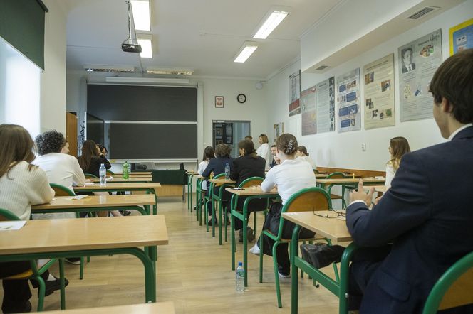 Matura 2025 z biologii ZMIOTŁA maturzystów! Niektórzy będą musieli pisać ją za rok [9.05.2025]