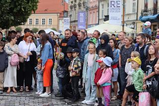 To już ostatni dzień Carnavalu Sztukmistrzów 2024 w Lublinie! Pogoda nie odstraszyła chętnych [GALERIA]