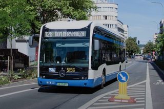 Zmiany w rozkładzie komunikacji miejskiej w Gdyni latem. Część przejazdów ZA DARMO