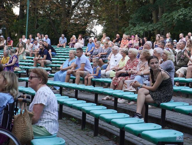 Festiwal Orkiestr Wojskowych w muszli koncertowej w Lublinie