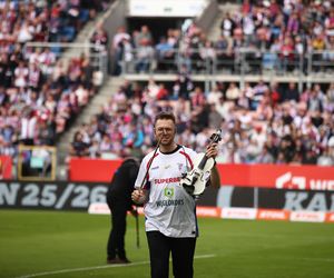 Górnik Zabrze remisuje z Koroną Kielce. Ratunek nadszedł w ostatnich minutach. Wielkie emocje na trybunach