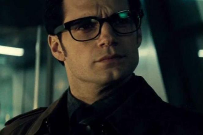 Batman v Superman – czas wybrać stronę konfliktu! Nowe fragmenty Świtu Sprawiedliwości