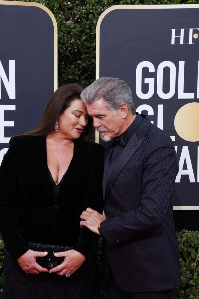 Pierce Brosnan i Keely Shaye Smith 