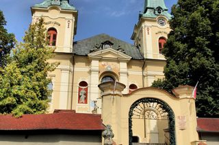 Sanktuarium Matki Bożej Cierpliwie Słuchającej w Rokitnie