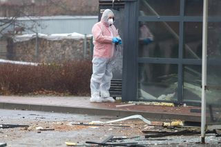 Huk, chaos i... pusta kasa! Złodzieje wysadzili bankomat i uciekli bez łupu!