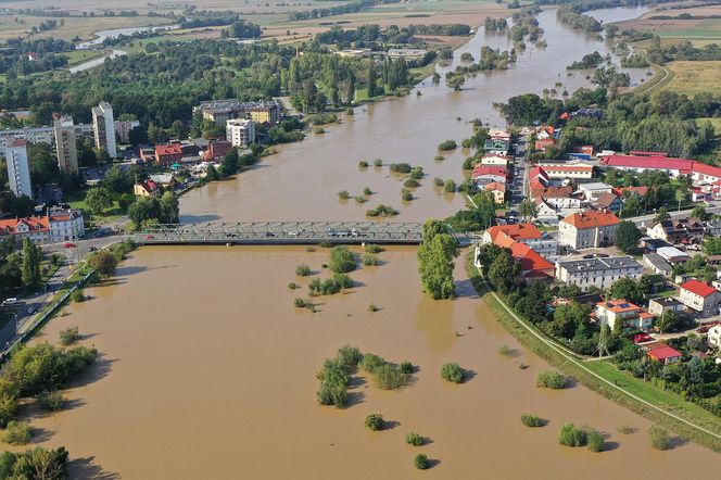 Tak wygląda Oława w czasach powodzi 2024 roku. Poruszający materiał