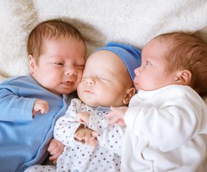 Porzucone trojaczki z Tarnowa nadal czekają na dom. Priorytetem jest to, by nie zostały rozdzielone 