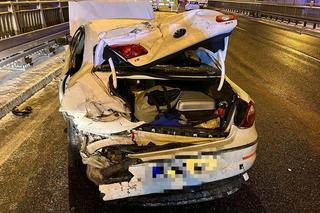 Zima zaskoczyła kierowców! Pierwszy śnieg wprowadził zamęt na stołecznych ulicach. Kilkadziesiąt rozbitych aut