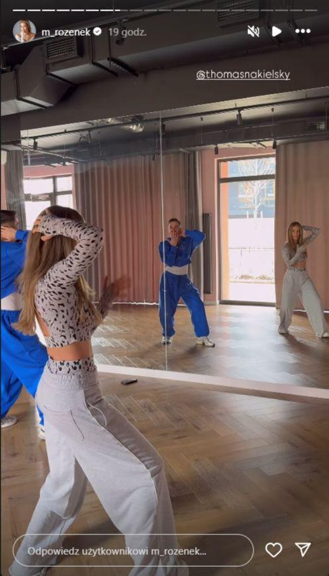 Małgorzata Rozenek-Majdan ćwiczy kocie ruchy na parkiecie. Na razie bardziej lwiątko niż pantera!