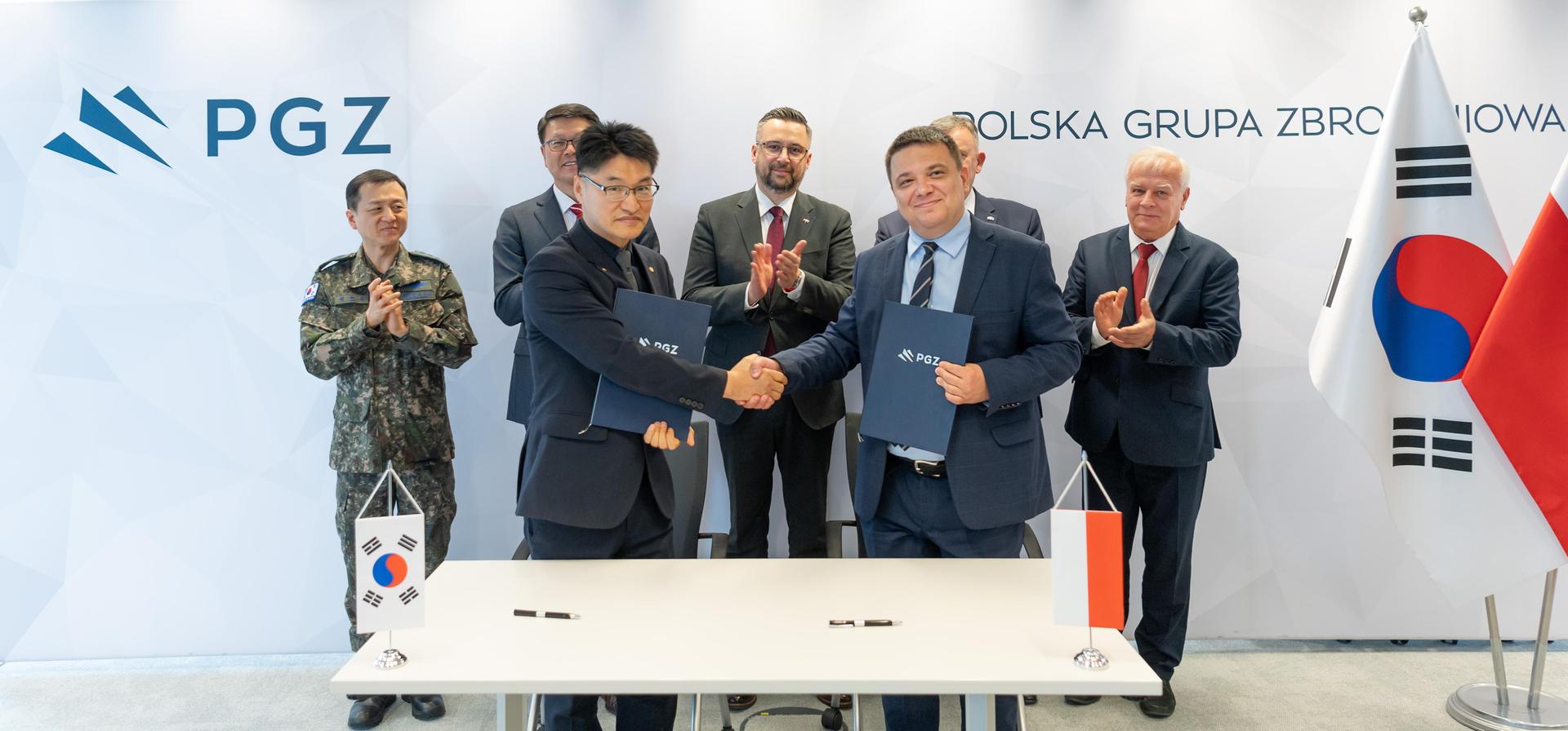 Podpisanie listu intencyjnego między Hanwha Aerospace i HSW