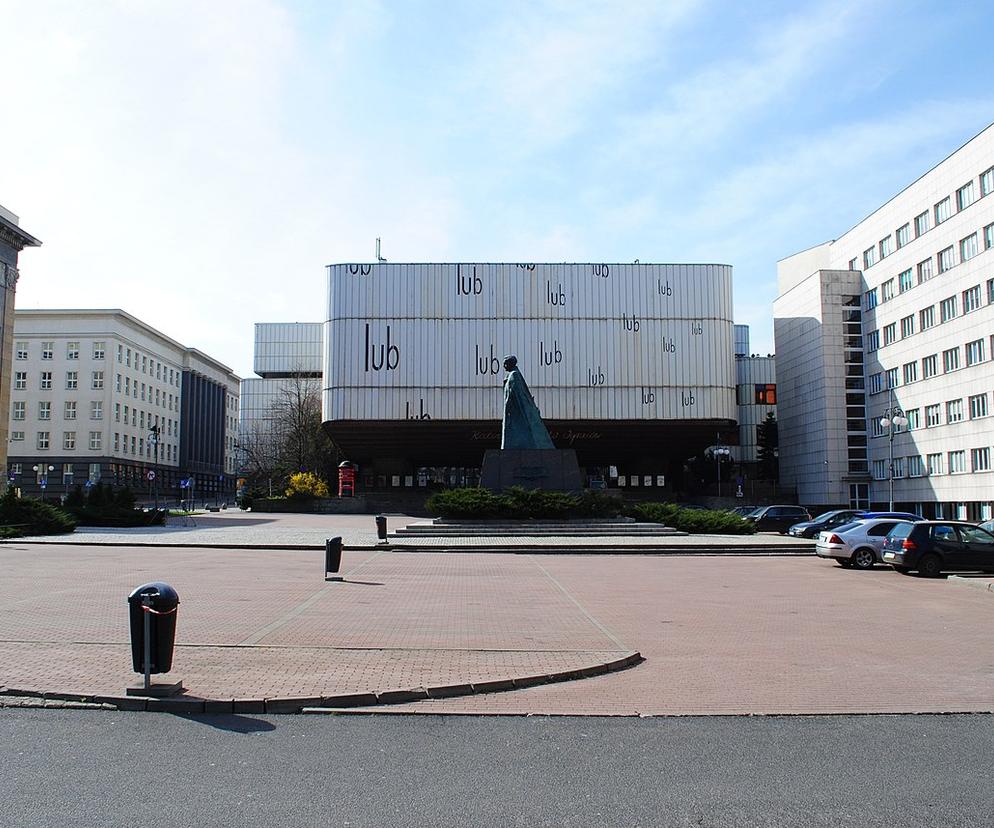 Plac Sejmu Śląskiego w Katowicach