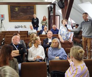 Dwór w Nowych Iganiach wymaga wielu prac renowacyjnych. W ostatnich latach na terenie dworu trwały prace przygotowawcze