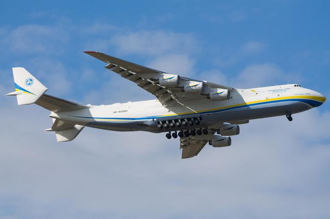 Samolot transportowy An-225 Mrija