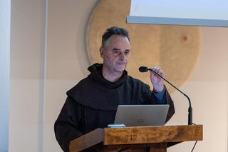 skąd bierze się opętanie