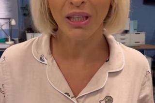 M jak miłość. Dorota (Iwona Rejzner) na planie