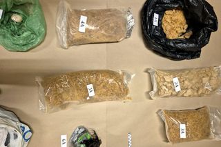 W komórce trzymał hurtowe ilości środków odurzających! 34-latek z zarzutami