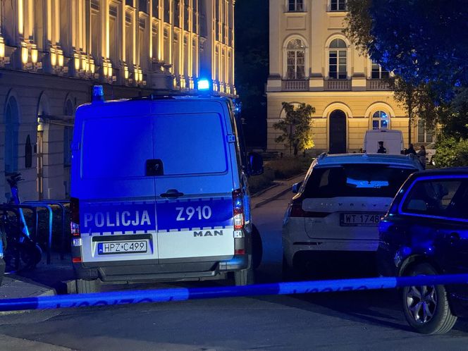 22-latek zatrzymany po ataku siekierą na Uniwersytecie Warszawskim