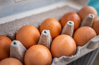 GIS ostrzega przed salmonellą w partii jaj. Nie spożywać produktu