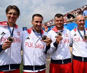 Mirosław Ziętarski z AZS UMK Toruń z medalem w Paryżu. Wielki sukces wioślarzy