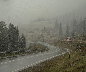 Nadchodzi niebezpieczna wichura! Silny wiatr i deszcz we Wszystkich Świętych