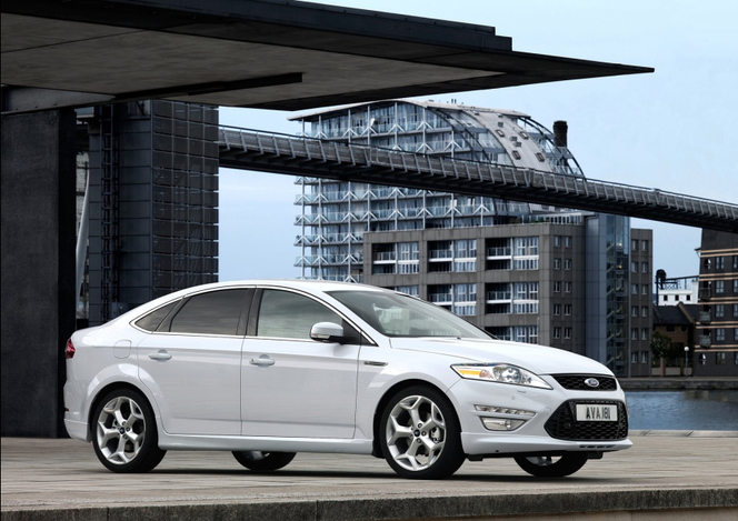 Ford Mondeo Ambiente hatchback model 2011