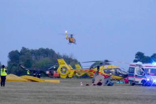 Chrcynno: Katastrofa lotnicza, samolot spadł na hangar. 5 osób nie żyje, wśród rannych dziecko