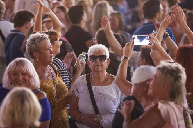 Ostatnia potańcówka w Katowicach na Rynku na zakończenie wakacji