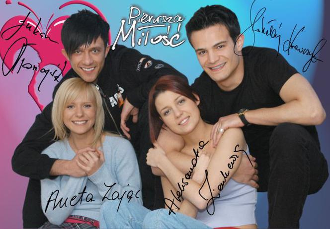 Pierwsza miłość. Artur (Łukasz Płoszajski), Kinga (Aleksandra Zienkiewicz), Marysia (Aneta Zając), Paweł (Mikołaj Krawczyk)