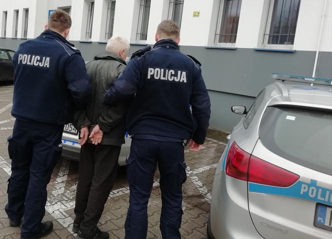 Pijany PIESZY sprawcą kolizji! To nie jedyny wybryk, solidnie też "nawtykał" policjantowi 