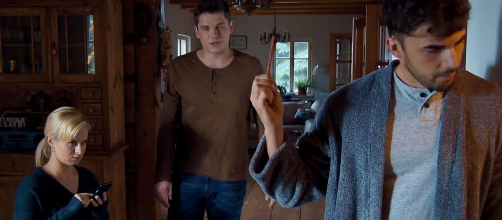 M jak miłość, odc. 1491: Sonia (Barbara Wypych), Janek (Tomas Kollarik), Rafał (Jakub Kucner)