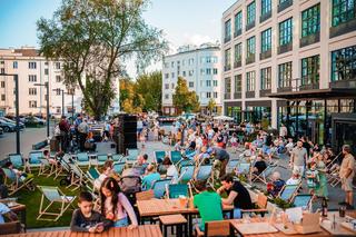 PZO Food Hall otwiera Podwórko. Atrakcje dla całych rodzin, a nawet zwierząt 