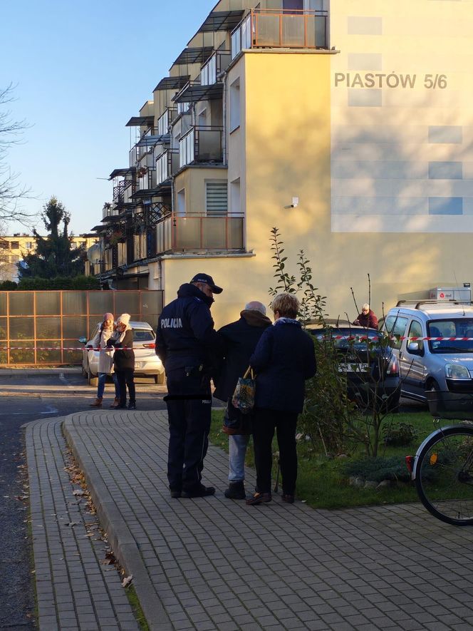 Wielka ewakuacja we Wrześni. Ponad 360 osób musiało opuścić swoje mieszkania! [ZDJĘCIA]