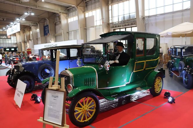 Retro Motor Show rozpoczęte! Wyjątkowe samochody na MTP!