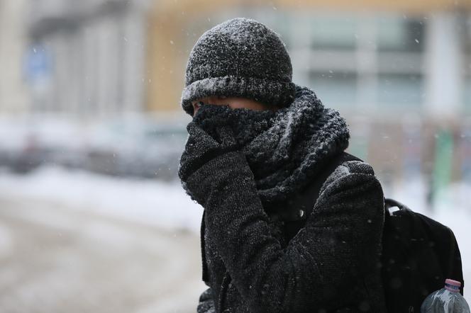 Wielka śnieżyca w Warszawie. Kiedy przestanie sypać? Zaskakująca prognoza