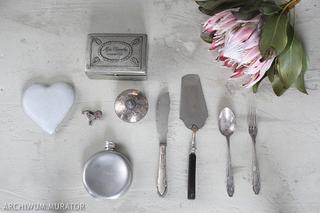 srebrne sztućce i naczynia
