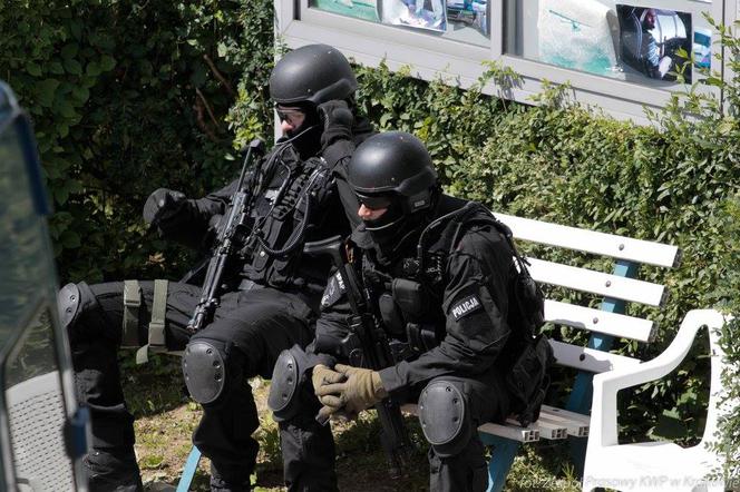 Samolot z terrorystami na pokładzie nad Małopolską: Zobacz zdjęcia z ćwiczeń służb [GALERIA]