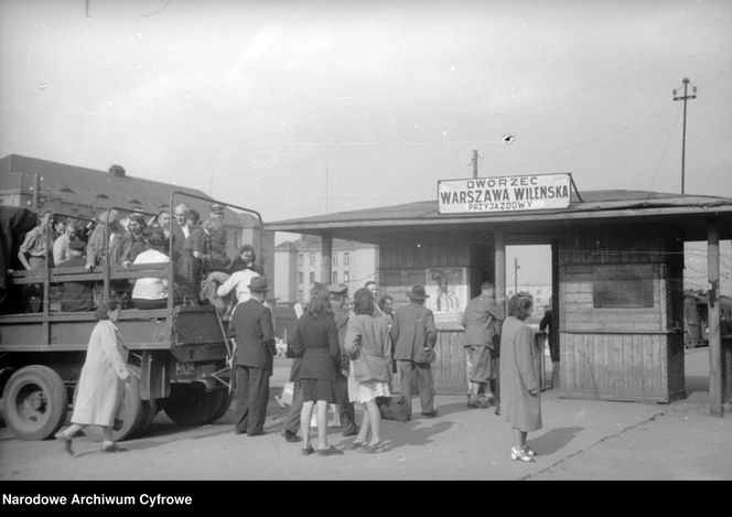 Warszawa. Dworzec Wileński dawniej i dziś