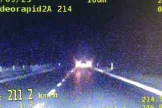 Kolejny rajd na „drodze rydzyńskiej”. 19-latek pędził audi 211 km/h