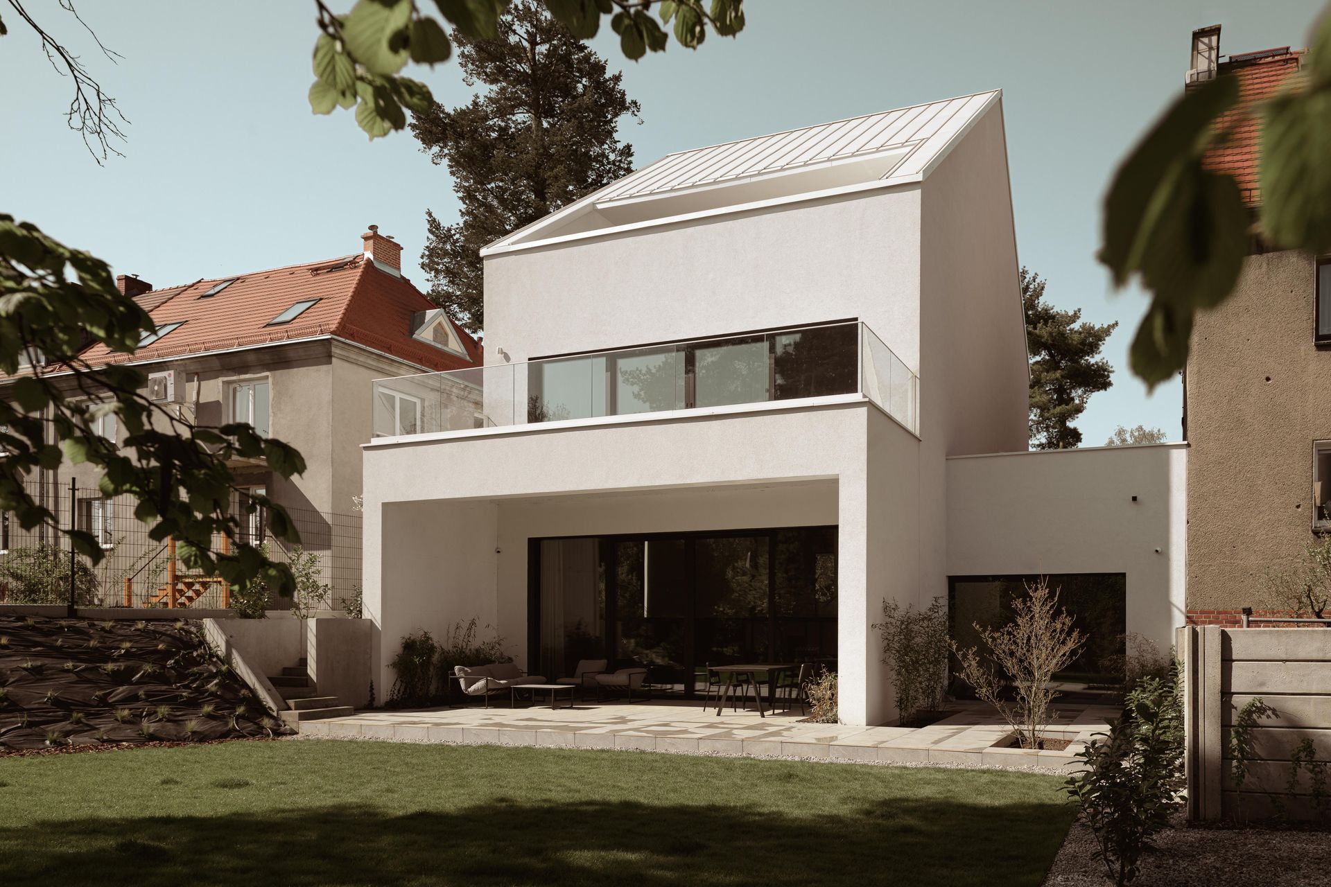 Dom Pomiędzy od 3XA