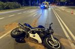 Dramat na Bemowie. Busem wjechał w motocyklistę i uciekł