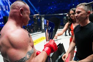 Mariusz Pudzianowski vs Eddie Hall