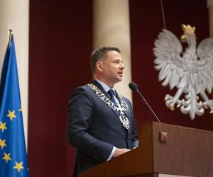 Rafał Trzaskowski złożył ślubowanie. Założyli łańcuch prezydentowi