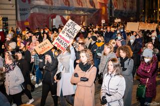 Kraków: Ani jednej więcej. Protest po śmierci ciężarnej Izabeli z Pszczyny