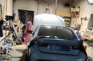 Policjanci zlikwidowali dziuplę w której rozbierano luksusowe samochody