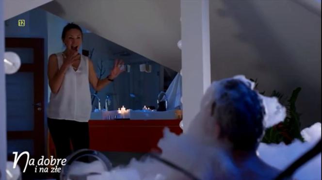 Na dobre i na złe, odcinek 718. Falkowicz (Michał Żebrowski), Kasia Smuda (Ilona Ostrowska)