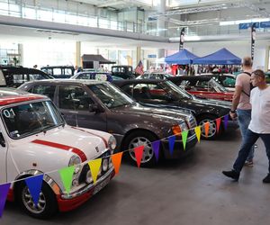 Retro Motor Show rozpoczęte! Wyjątkowe samochody na MTP!