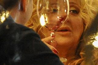 Magda Gessler ma mróz na sandałach 